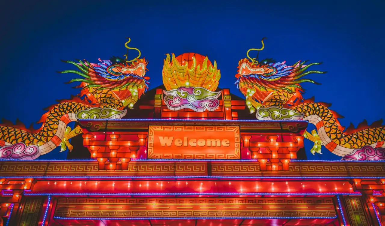 重庆顺工巧精密模具抛光打磨技术参数对比分析